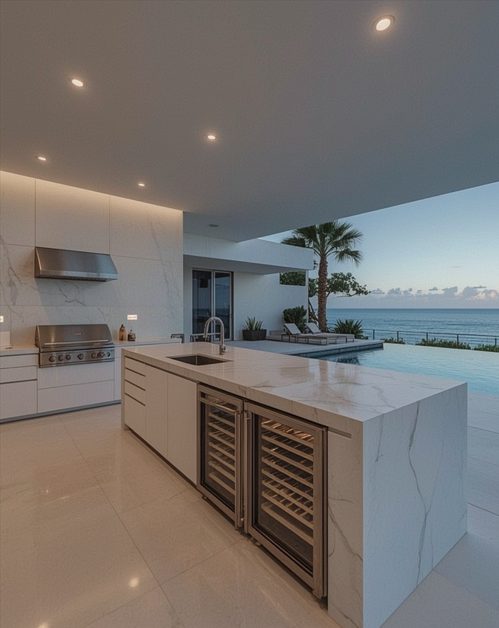 Oceanfront luxury outdoor kitchen in Florida